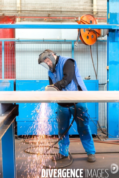 Sur les chantiers navals STX France de Saint-Nazaire.