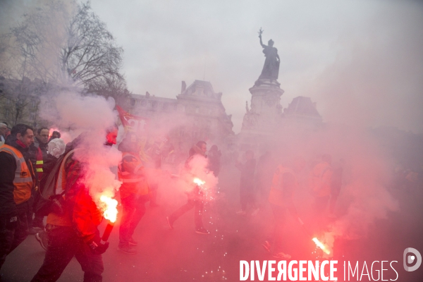 Manifestation nationale des cheminots contre le projet de réforme de leur statut à Paris le 22 mars 2018