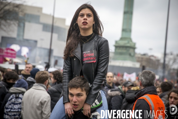 Manifestation nationale des cheminots contre le projet de réforme de leur statut à Paris le 22 mars 2018