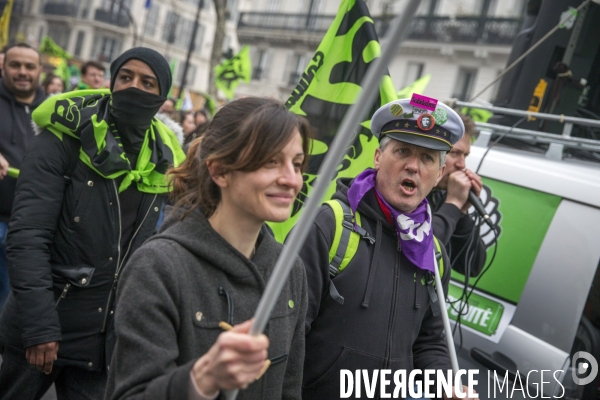 Manifestation nationale des cheminots contre le projet de réforme de leur statut à Paris le 22 mars 2018