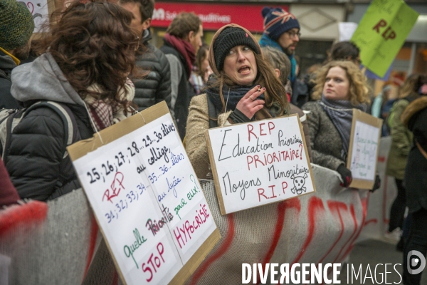 Manifestation nationale des cheminots contre le projet de réforme de leur statut à Paris le 22 mars 2018