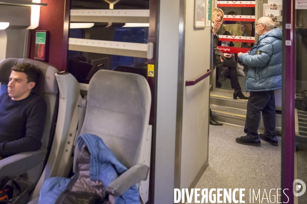 24 heures dans la vie d une contrôleuse TGV à la SNCF