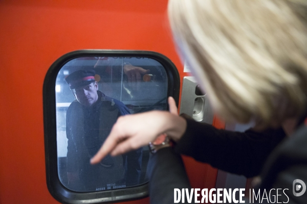24 heures dans la vie d une contrôleuse TGV à la SNCF