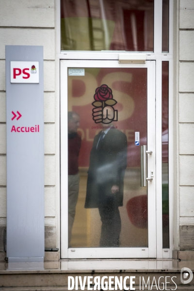 Parti socialiste : logos , drapeaux , symboles ...