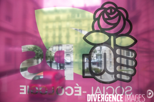 Parti socialiste : logos , drapeaux , symboles ...