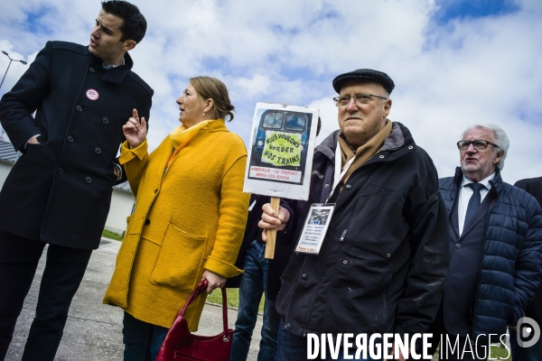 Déplacement unitaire pour la défense du service public ferroviaire.