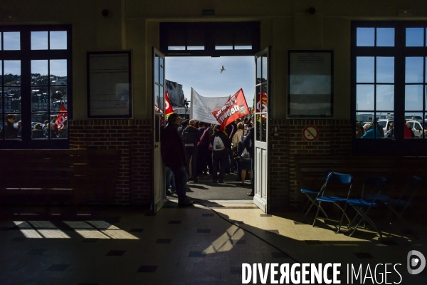 Déplacement unitaire pour la défense du service public ferroviaire.