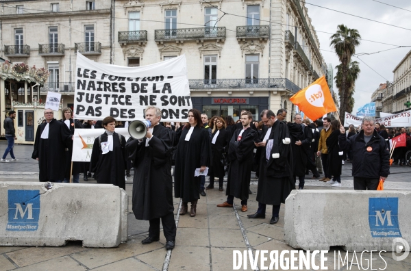 Avocats et personnels de justice dans la rue