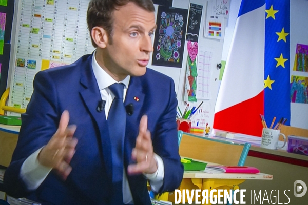 Emmanuel Macron interviewé par J-P Pernaut sur TFI