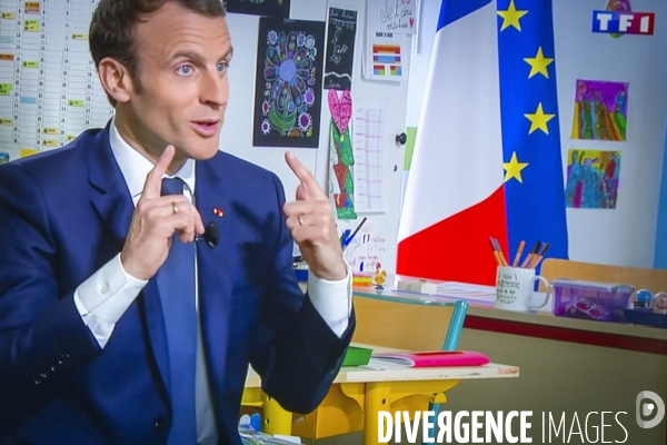 Emmanuel Macron interviewé par J-P Pernaut sur TFI