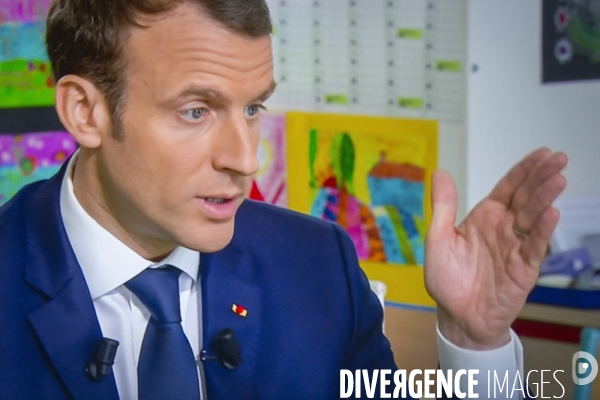 Emmanuel Macron interviewé par J-P Pernaut sur TFI