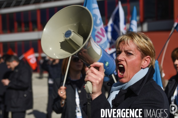 Grève et manifestation des salariés d Air-France