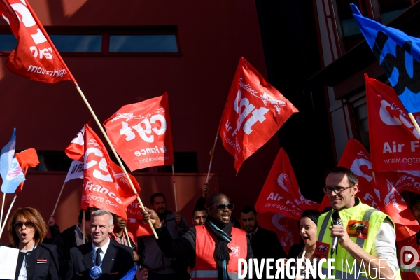 Grève et manifestation des salariés d Air-France