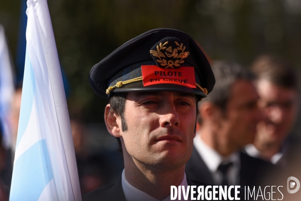 Grève et manifestation des salariés d Air-France