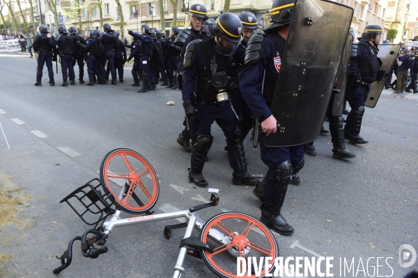 Manifestation Interprofessionnel Paris  Interprofessional Demonstration Paris
