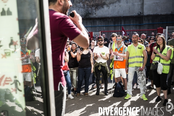 Grève à la SNCF, Manifestation interprofessionnelle.