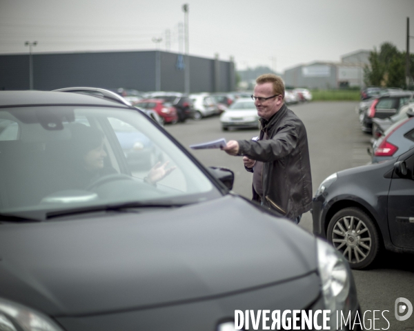 Un jour avec Herve POLY, candidat PCF suppleant de Jean-Luc Melenchon pour les legislatives 2012