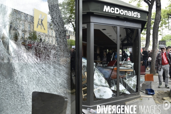 Journée de manifestation du 1er mai 2018 à Paris.