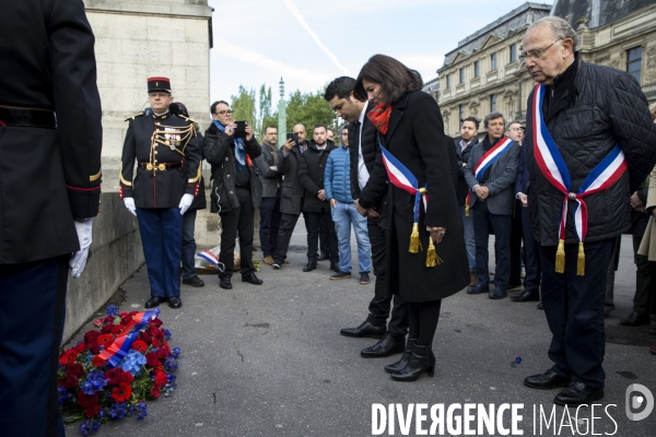 Hommage d Anne HIDALGO et Benjamin GRIVEAUX à Brahim BOUARRAM, assassiné en 1995.