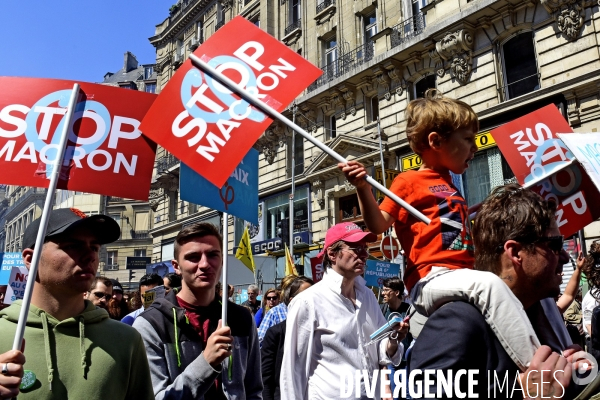 Protestation contre Le Président Emmanuel Macron.  Protest against President Emmanuel Macron.