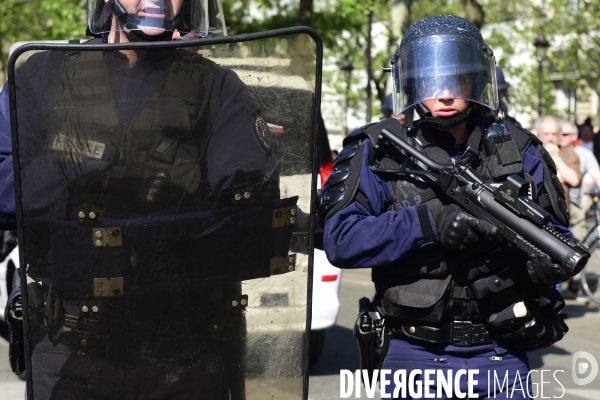 Protestation contre Le Président Emmanuel Macron.  Protest against President Emmanuel Macron.