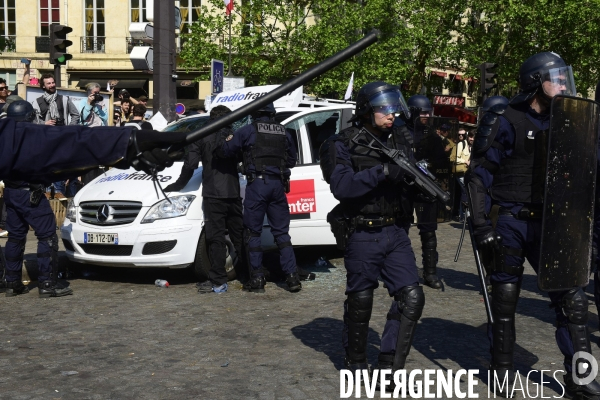 Protestation contre Le Président Emmanuel Macron.  Protest against President Emmanuel Macron.