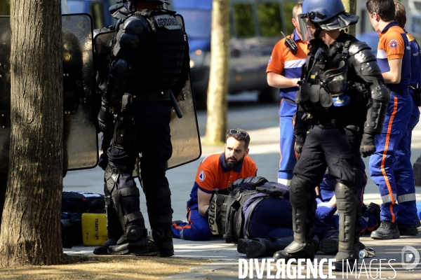 Protestation contre Le Président Emmanuel Macron.  Protest against President Emmanuel Macron.