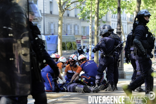 Protestation contre Le Président Emmanuel Macron.  Protest against President Emmanuel Macron.