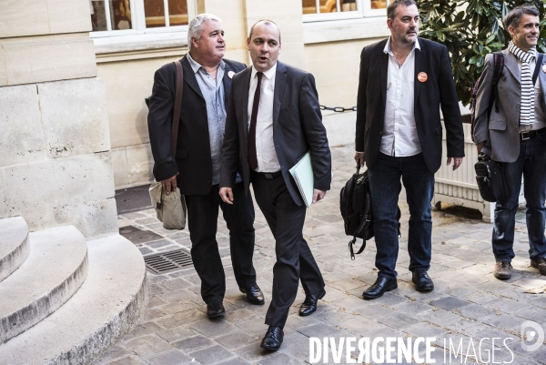 Matignon, Entretiens avec les organisations syndicales