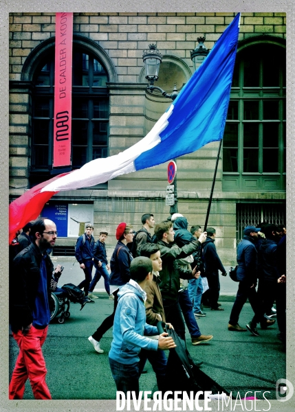 Défilé de l Action Française pour rendre hommage à Jeanne d Arc