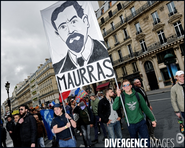 Défilé de l Action Française pour rendre hommage à Jeanne d Arc