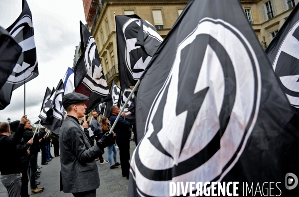 Défilé de La Dissidence Française pour rendre hommage à Jeanne d Arc