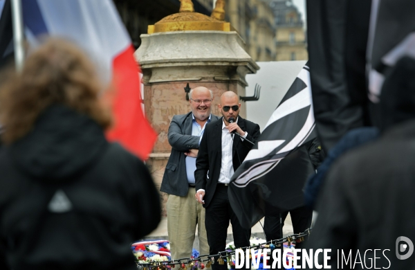 Défilé de La Dissidence Française pour rendre hommage à Jeanne d Arc