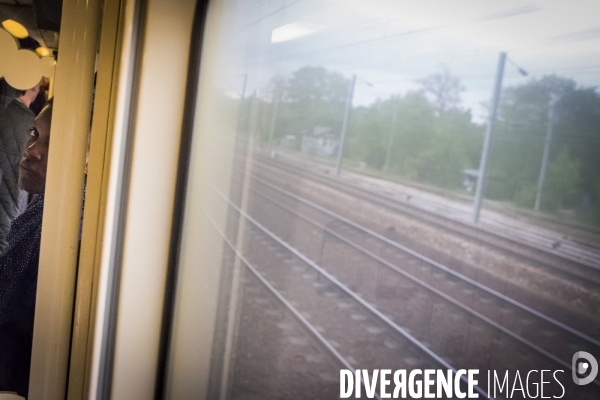 Usagers de la ligne Paris Rouen Le Havre pendant les grèves SNCF