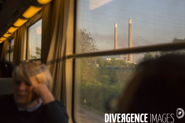 Usagers de la ligne Paris Rouen Le Havre pendant les grèves SNCF