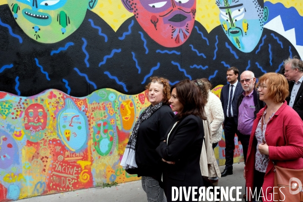 Anne Hidalgo en visite au quartier populaire saint Blaise.