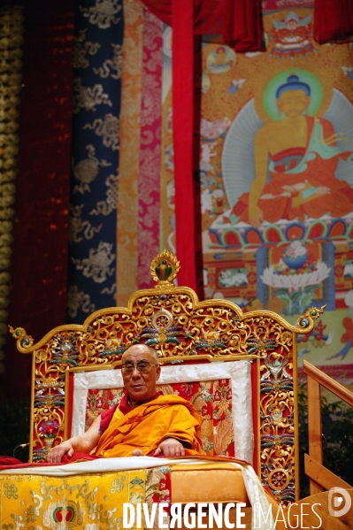 Enseignement bouddhiste par le Dalaï Lama