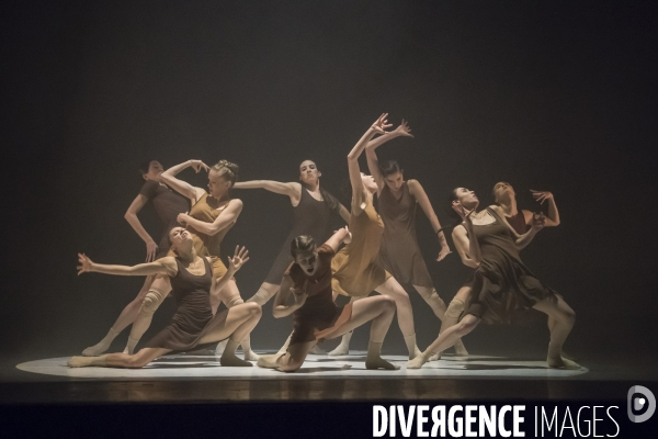 The art of not looking back de hofesh shechter