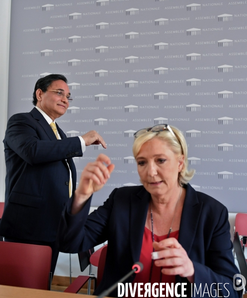 Conference de presse de Marine Le Pen avec Abderrahim Ali