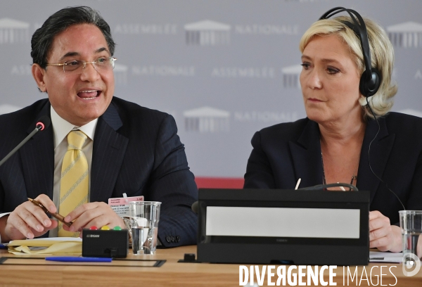 Conference de presse de Marine Le Pen avec Abderrahim Ali