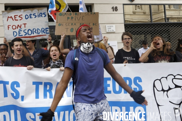 Marée humaine à Marseille