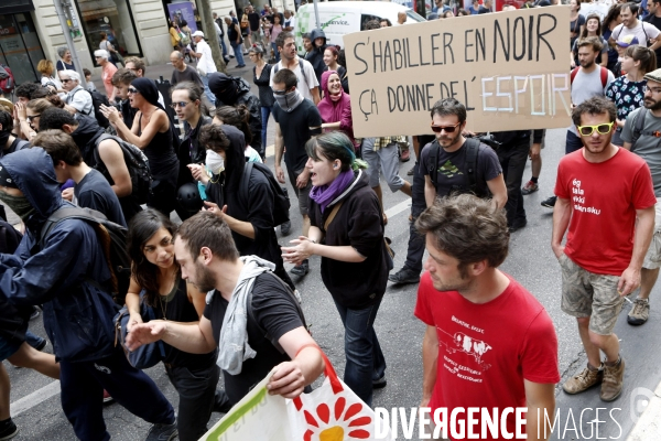 Marée humaine à Marseille