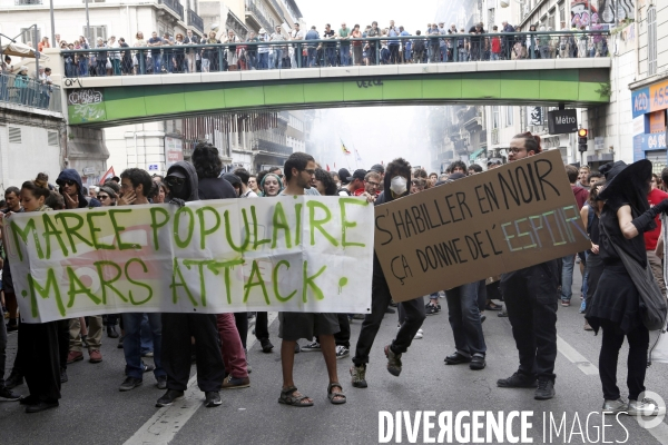 Marée humaine à Marseille