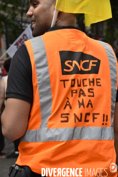 Manifestation La marée populaire anti Macron, le 26 mai à Paris.