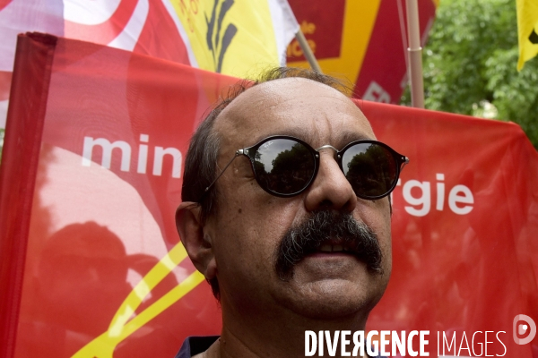 Philippe Martinez dans la Manifestation anti-Macron, Marée Populaire à Paris. Philippe Martinez at Demonstration anti-Macron, Popular Tide Paris.