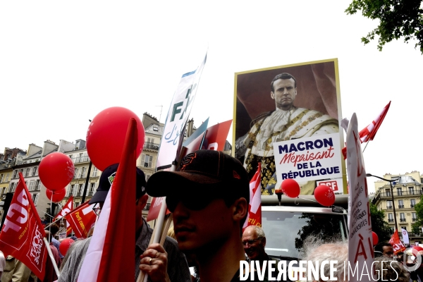 Philippe Martinez  dans la Manifestation anti-Macron, Marée Populaire à Paris. Philippe Martinez at Demonstration anti-Macron, Popular Tide Paris.