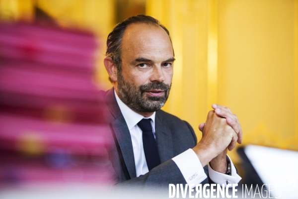 Entretien avec le premier ministre Edouard PHILIPPE dans son bureau de l Hôtel Matignon.