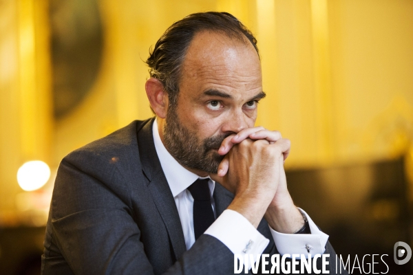 Entretien avec le premier ministre Edouard PHILIPPE dans son bureau de l Hôtel Matignon.