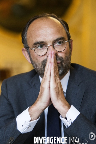 Entretien avec le premier ministre Edouard PHILIPPE dans son bureau de l Hôtel Matignon.