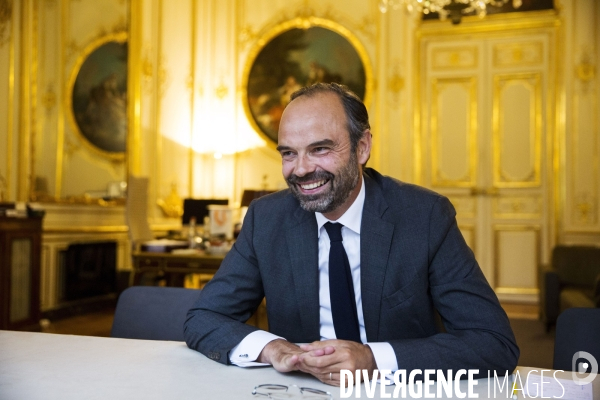 Entretien avec le premier ministre Edouard PHILIPPE dans son bureau de l Hôtel Matignon.